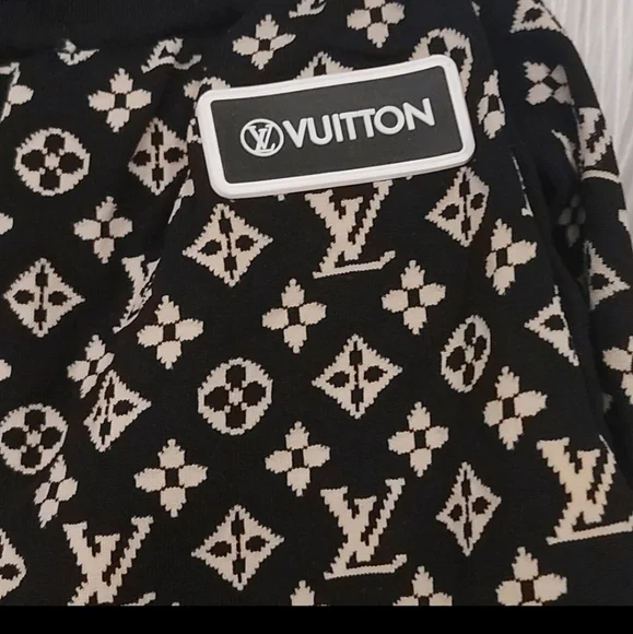 Louis Vuitton unisex joggers - Picture 2 of 4